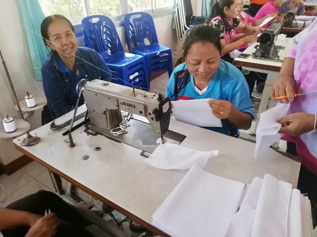 โครงการอบรมเชิงปฏิบัติการให้ความรู้ในการป้องกันโรคติดต่อ COVID-19